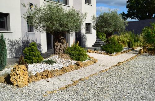 Mont-de-Marsan Apartamento | Lumineux - design et récent - parking - wifi