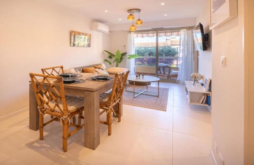 Saint-Laurent-du-Var Apartamento | Lumineux, tout confort, Wifi & Terrace & Parking