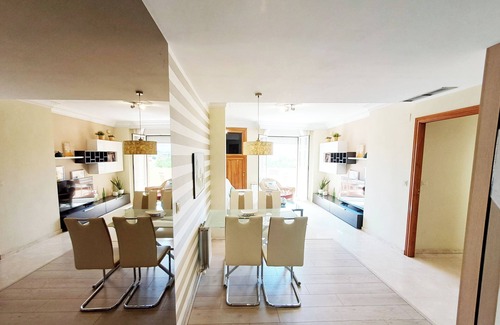 Zaidin Apartamento | Luminoso Apartamento a 10 Minutos del Centro. Terraza y Vistas a la Montaña