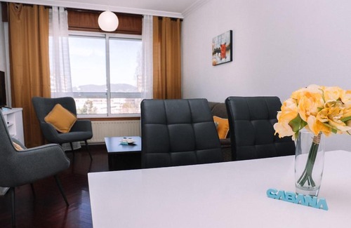 Coia Apartamento | Luminoso y cómodo con parking by CABANA Rentals