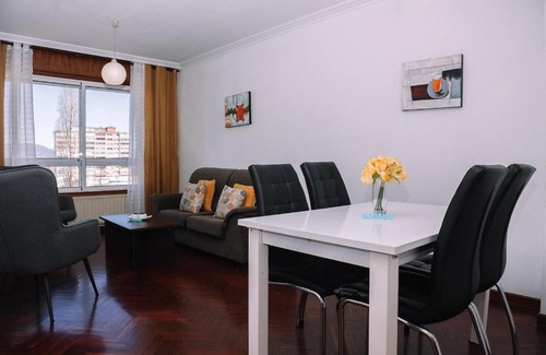 Coia Apartamento | Luminoso y cómodo con parking by CABANA Rentals