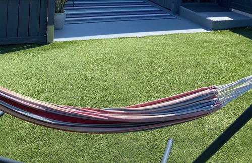 Old Town Apartamento | Luminous and comfy apartment in Old Torrance