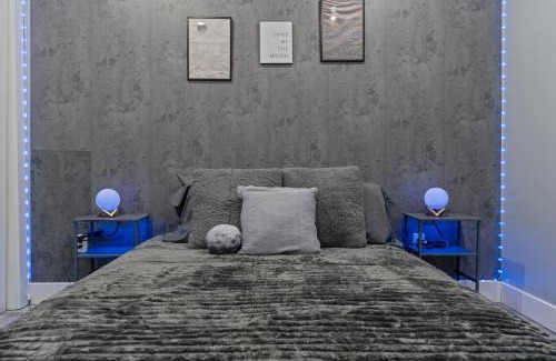 East Parkside Apartamento | Lunar Escape 1 Bd Near Zoo, Rocky Steps & Downtown