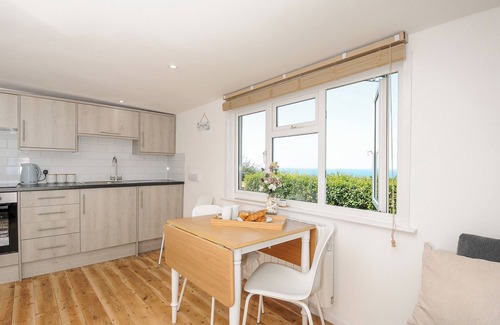 Widemouth Bay Cabaña | Lundy View Chalet