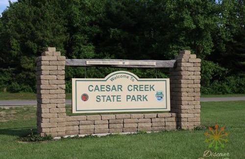 Mason Casa | Lush Hideaway with HotTub & Pool 6 mins kings Island