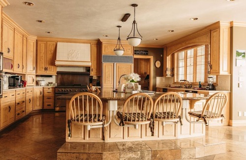 Orchard South Casa | LUX#1Mansion POOL Jacuzi Sauna Escape Rm EV View1.7ac Reunions Retreats & more!