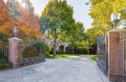 Orchard South Casa | LUX#1Mansion POOL Jacuzi Sauna Escape Rm EV View1.7ac Reunions Retreats & more!