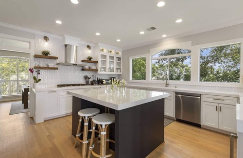 Montgomery Casa | Upscale Lakefront Oasis – Pool, Hot Tub, Balcony, Game Room & More Nearby Festival