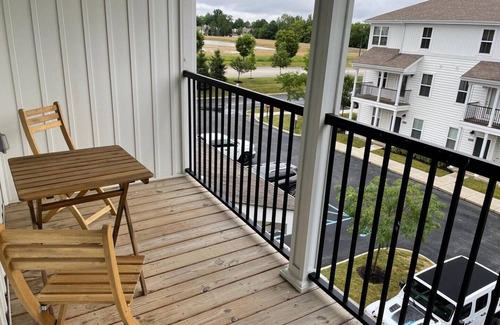 Tuttle West Apartamento | Lux Dublin Hideaway | Desk + WiFi + Doggie Park!