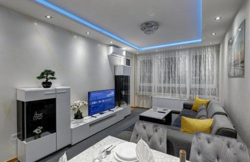 Novi Sad Apartamento | Lux Ivan with Free Private Parking