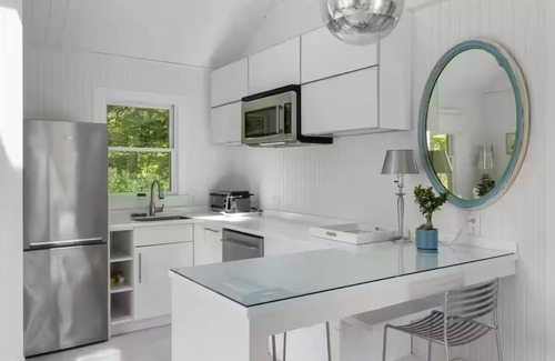 Village of East Hampton Casa | LUX KING Suite East Hampton Village Estate SOH