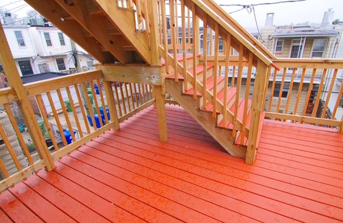 Highlandtown Casa | Lux Stay near Patterson Park, John Hopkins, & Stadiums! Family & Pet-Friendly.