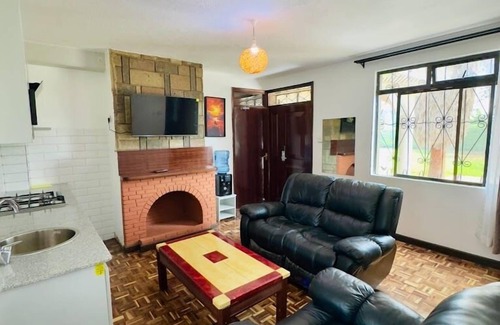 Eldoret Apartamento | Lux Suites Hostpoa Airbnb's Eldoret