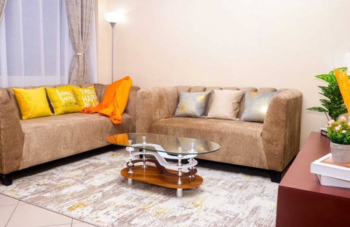 Mbotela Apartamento | Lux Suites Wilben Apartments South B