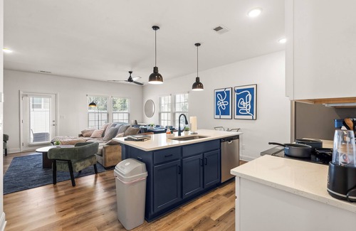 Charlotte Casa | Luxe 3BR Townhouse to Uptown Charlotte