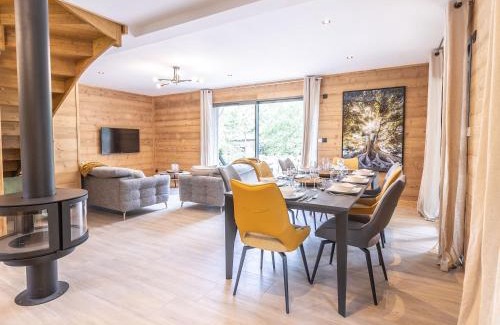 Le Chambon-sur-Lignon Casa | Luxe et confort au bord du golf - 8 pers, spa privé, piscine, salle de sport, nombreuses activités - FR-1-582-380