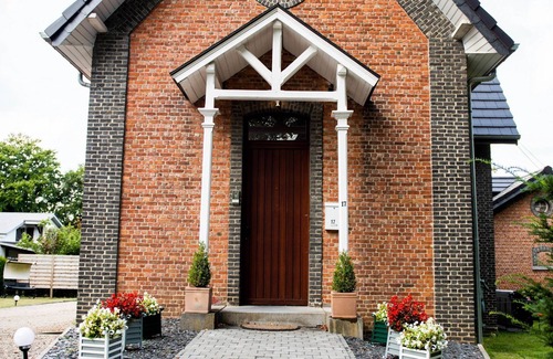 Spa Casa | Luxe Home with Hot Tub & Sauna