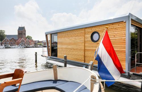 Grou Alquiler De Eote | Luxe Houseboat Skoft