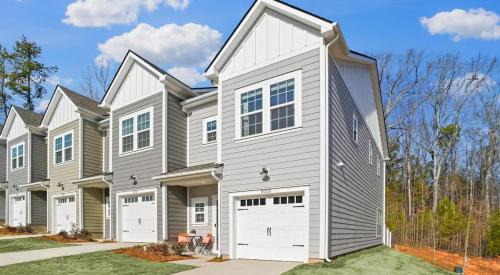 Paw Creek Casa | Luxe King 3BR Townhouse to Uptown Charlotte NC