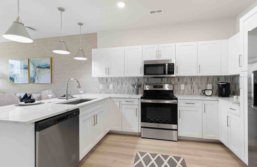 East Raleigh Apartamento | Luxe Living 5 Min From Downtown