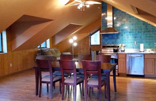 Hunter Apartamento | Luxe Loft apartment with Hunter mtn. views on private estate.