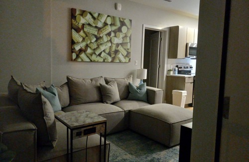 Compton Heights Apartamento | Luxe Loft Living! Minutes away from everything!