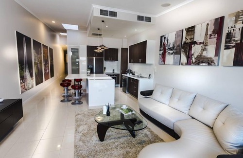 New Farm Apartamento | Uno de los dos, apartamento boutique en el último piso con terraza exterior.