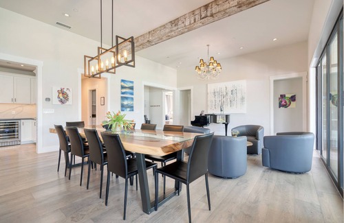 Kenwood Casa | Luxe, Pool, Spa, Fire Pit, Game Room, Piano | Sonoma Pool Retreat by AvantStay