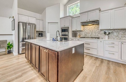 Ruidoso Apartamento | Luxe Ruidoso Retreat | Hot Tub & Scenic Views