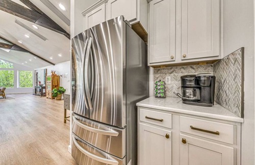 Ruidoso Apartamento | Luxe Ruidoso Retreat | Hot Tub & Scenic Views