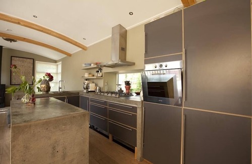 Amsterdam West Alquiler De Eote | Luxerious Houseboat Amsterdam Family friendly near to Anne Frank House