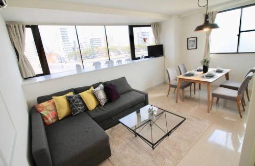 Minami Ward Apartamento | Luxes by b hotel - 10 min Hiroshima Station & 2BR Up to 10p
