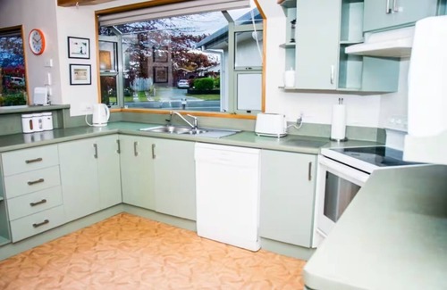 Te Anau Casa | Luxmore House * Perfect Location *Free Fibre WiFi