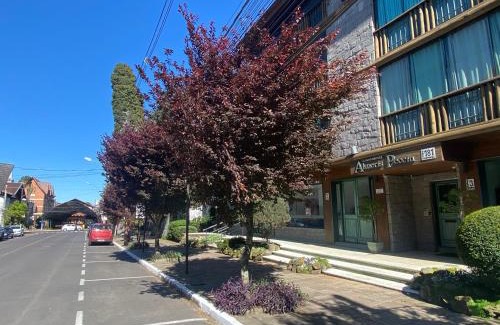 Gramado City Centre Apartamento | LUXUOSO APT ALMERIS PECCIN no Centro de GRAMADO