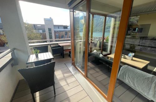 Unterterzen Apartamento | Luxuriöses Galerie-Penthouse direkt am Walensee