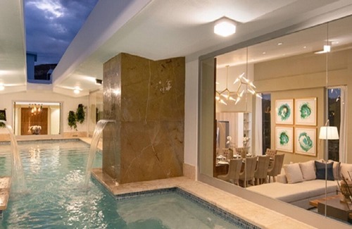 Los Brazos Apartamento | Luxurious 1 Bedroom Sunrise Suite with Pool