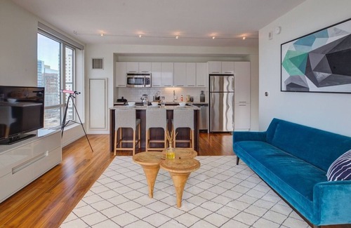 Lynn Apartamento | Luxurious 2 bed / 2bath with a Beach View