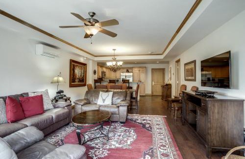 Beaver Creek Apartamento | Luxurious 3 bedroom 3 bath condo! condo