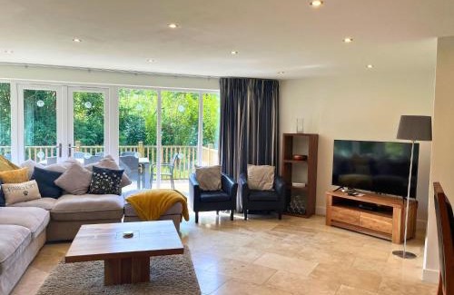 St Austell Casa | Luxurious 4 Bedroom New England Style Villa - Trewhiddle Villa 23
