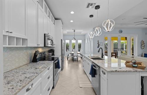 Fort Pierce Casa | Luxurious 4-Bedroom Pool Home -Walk to Beach & Restaurants