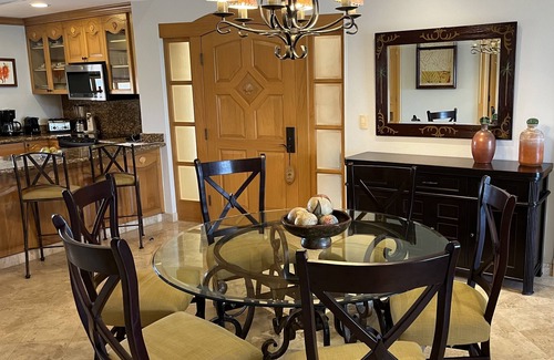 Flamingos Apartamento | Luxurious 4 diamond 2 bedroom suite on Riviera Nayarit