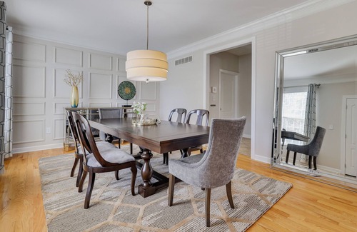 Easton Casa | Luxurious 5-BR w/bar, pool table, office, & gym