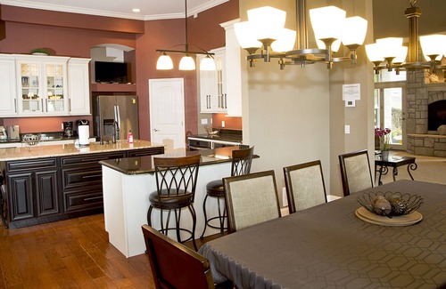 Camdenton Casa | Oferta especial de 400 días en 7 días Lujosa casa de 7 habitaciones y 5 baños frente al lago con muelle grande