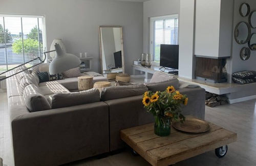 Kortgene Casa | Luxurious 8-person villa overlooking the Veerse Meer in Kortgene