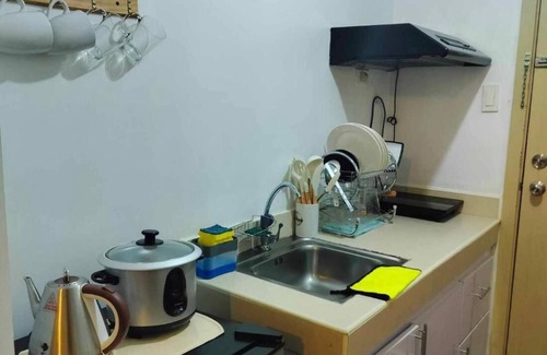 South Triangle Condominio | Luxurious 9th Floor Studio in Quezon City With Private Pool