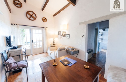 Mons Otro | Lujoso y romántico Olive Farm House Apartment con hermoso diseño interior