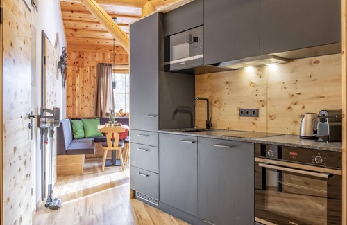 Weisspriach Apartamento | Luxurious apartment with a sauna on the slope