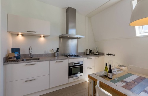 Dishoek Apartamento | Luxurious Apartment in Koudekerke with Parking