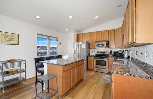 Bethany Beach Casa | Luxurious coastal getaway w/ magnificent bay views, beach access, pool, and WIFI