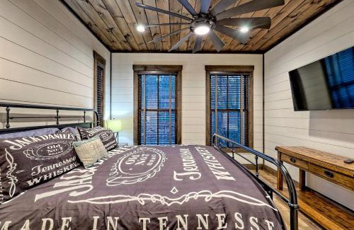 Clarkesville Casa | Luxurious Cottage Rental for an Amazing Family Getaway in Georgia